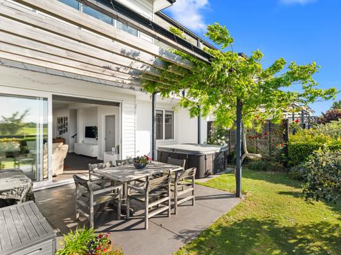 27 Dow Square, Hornby