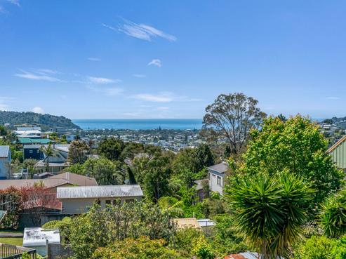 54 Hinemoa Terrace, Tairua