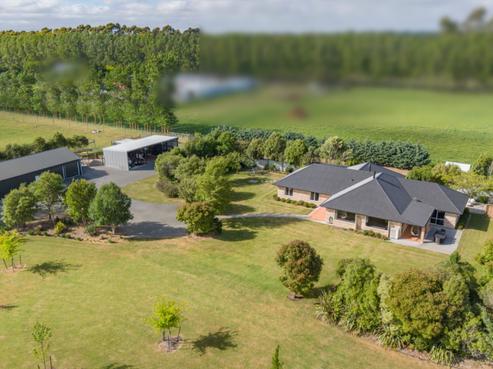 1015 Two Chain Road, Swannanoa