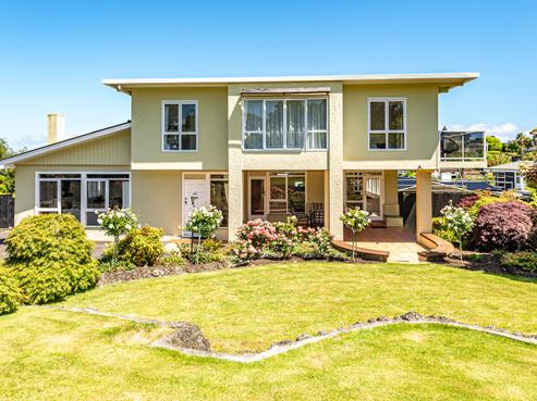 84 Great North Road, Saint Johns Hill
