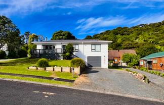 295 Lillis Lane, Coromandel