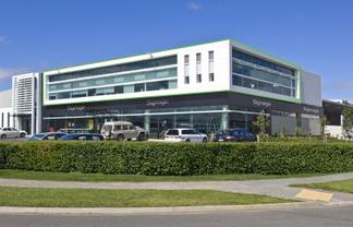 Prime Corner Office | El Kobar Drive