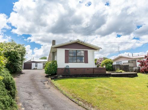 39 Cowley Drive, Temple View