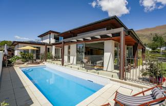 31 Old Station Avenue, Wanaka