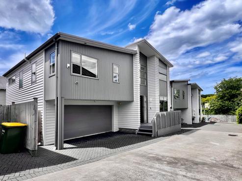 60B Pah Road, Epsom
