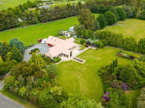 164 River Road, Lincoln