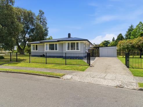 22 Clouston Crescent, Fenton Park
