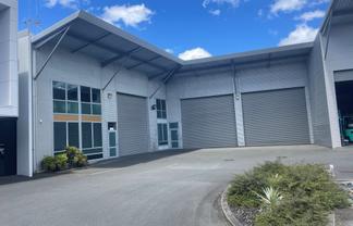 Modern Warehouse on Maui