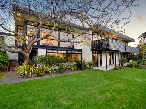 181 Vaughans Road, Okura