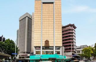 Prime Queen Street Offices – Multiple Levels Available