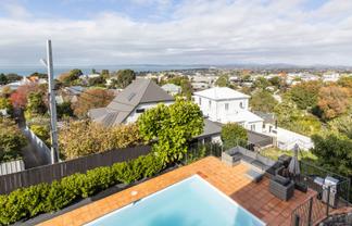 15 Sealy Road, Bluff Hill