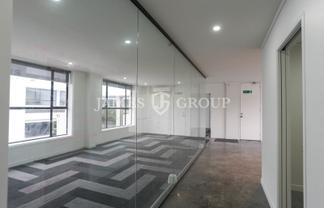 HIGH PROFILE MANUKAU ROAD OFFICE