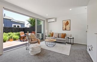 1/33 Frederick Street, Waltham