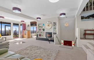 227 Cannon Hill Crescent, Mount Pleasant