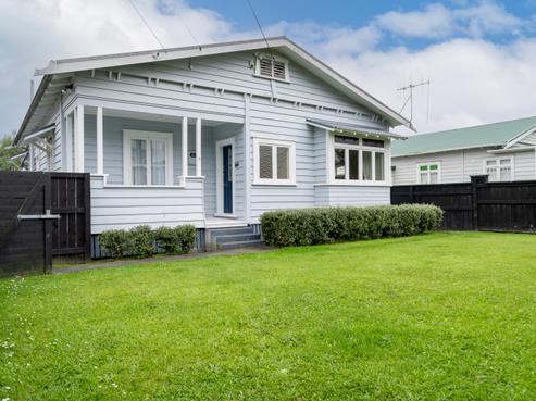 3 Bernard Street, Avenues