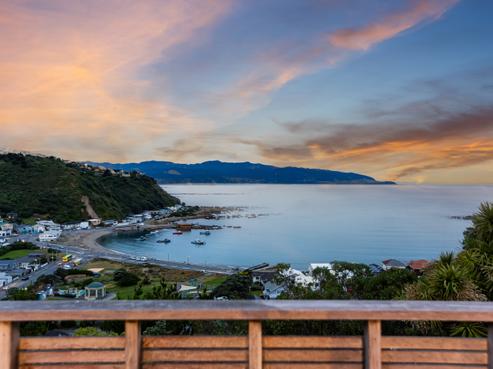42 Milne Terrace, Island Bay