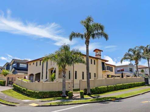 16 Tranquility Rise, Mellons Bay