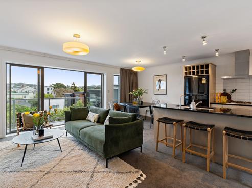 52B Mandalay Terrace, Khandallah