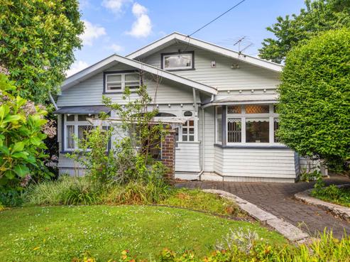 198 Gillies Avenue, Epsom
