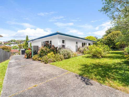 71 Stapleford Crescent, Browns Bay