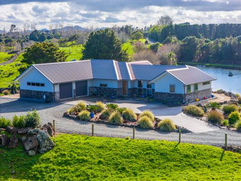 208 Tatton Road, Maungatapere