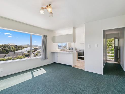 99B Ohariu Road, Johnsonville