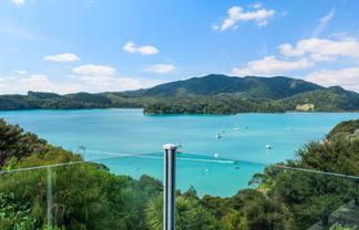 424B Manawaora Road, Russell