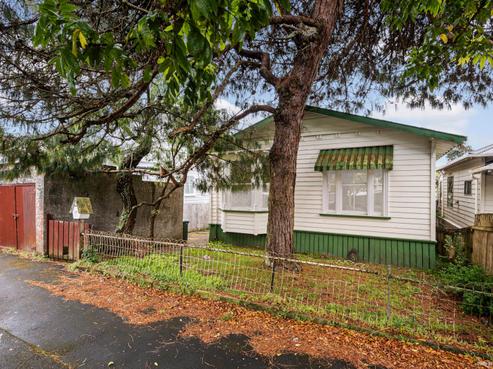 17 Carmen Avenue, Mount Eden