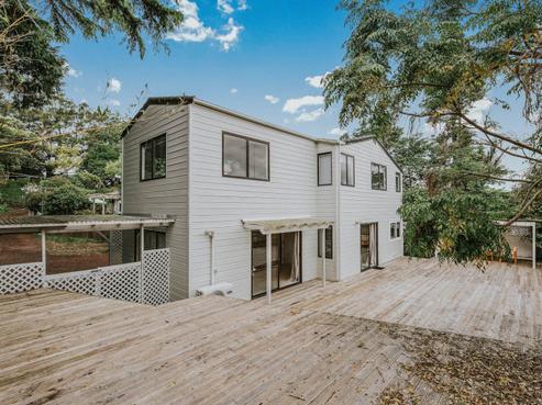 233A Saint Andrews Road, Epsom