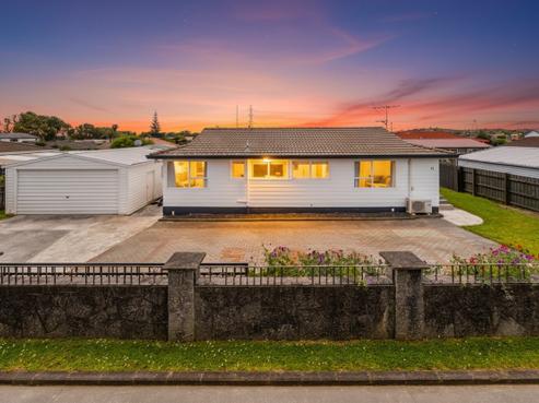 11 Jodie Place, Flat Bush