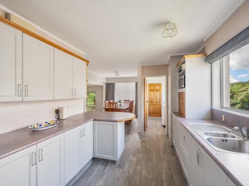 60 Flaxmere Avenue, Flaxmere