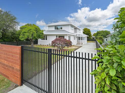 1008 Frederick Street, Mahora