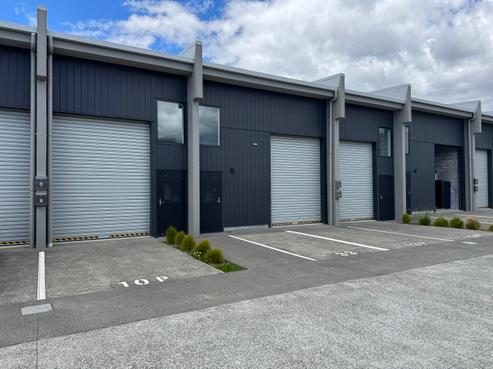 6/4 Spring Garden Avenue, Westgate