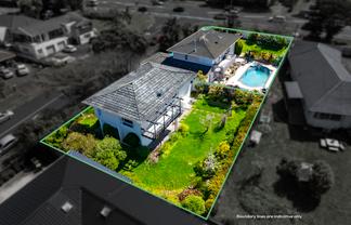2/375 East Coast Road, Mairangi Bay