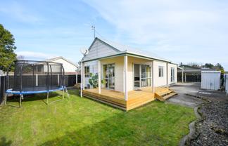 38 Newton Place, Westbrook