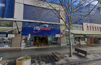 Centre of Queen Street