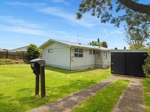 117 Sutherland Road, Brookfield