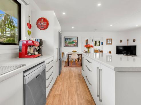 9 Meenas Place, Cable Bay