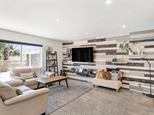 83 Fernhill Way, Oteha