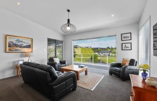 26 Pine Hill Rise, Fairhall