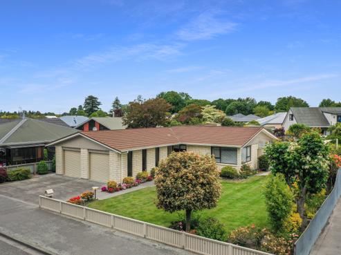 157 Middle Road, Allenton