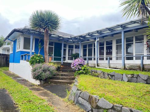 25 Taharoto Road, Takapuna