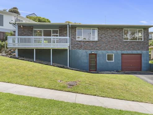 15 Rossiter Crescent, Lynmouth