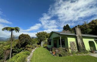 4 Arapito Road, Karamea