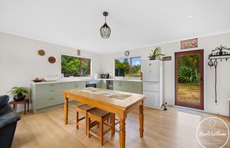 437 Paparoa Station Road, Paparoa