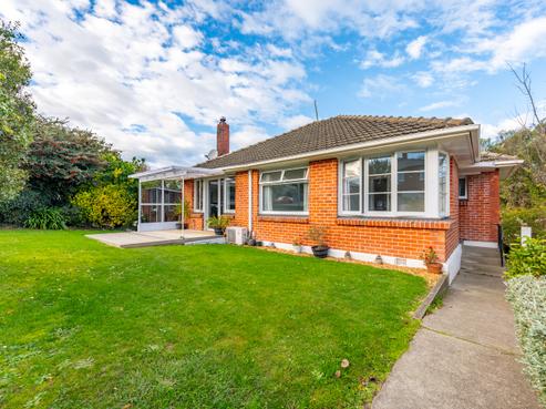 2 Cameron Street, Seaview