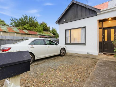 28 Eskvale Street, Saint Kilda
