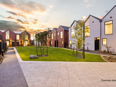 8/13 Donald Place, Saint Albans