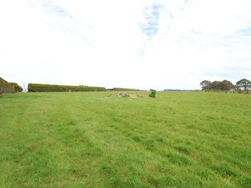 15 Weir Road, Waianiwa