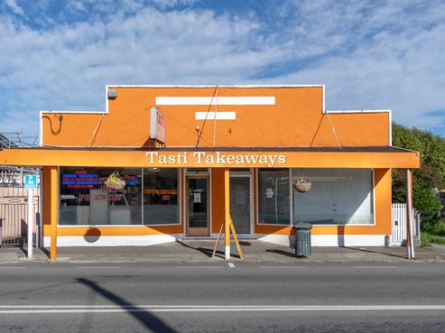 158 High Street North, Carterton